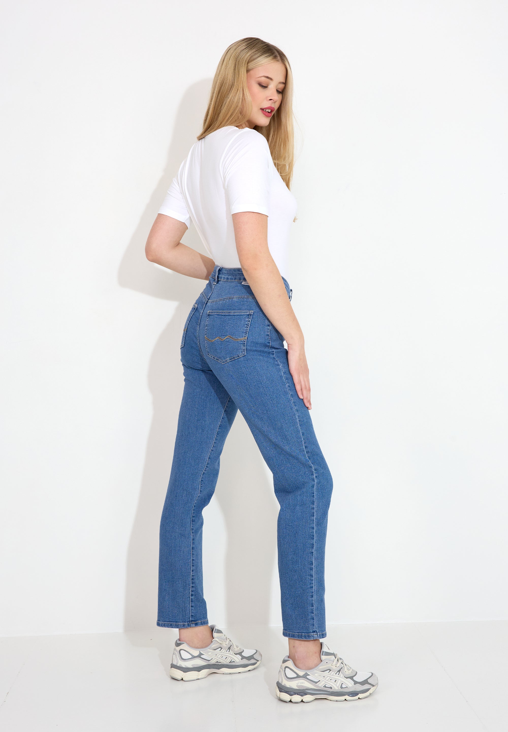 Vera Jeans - Light Blue | Mingel