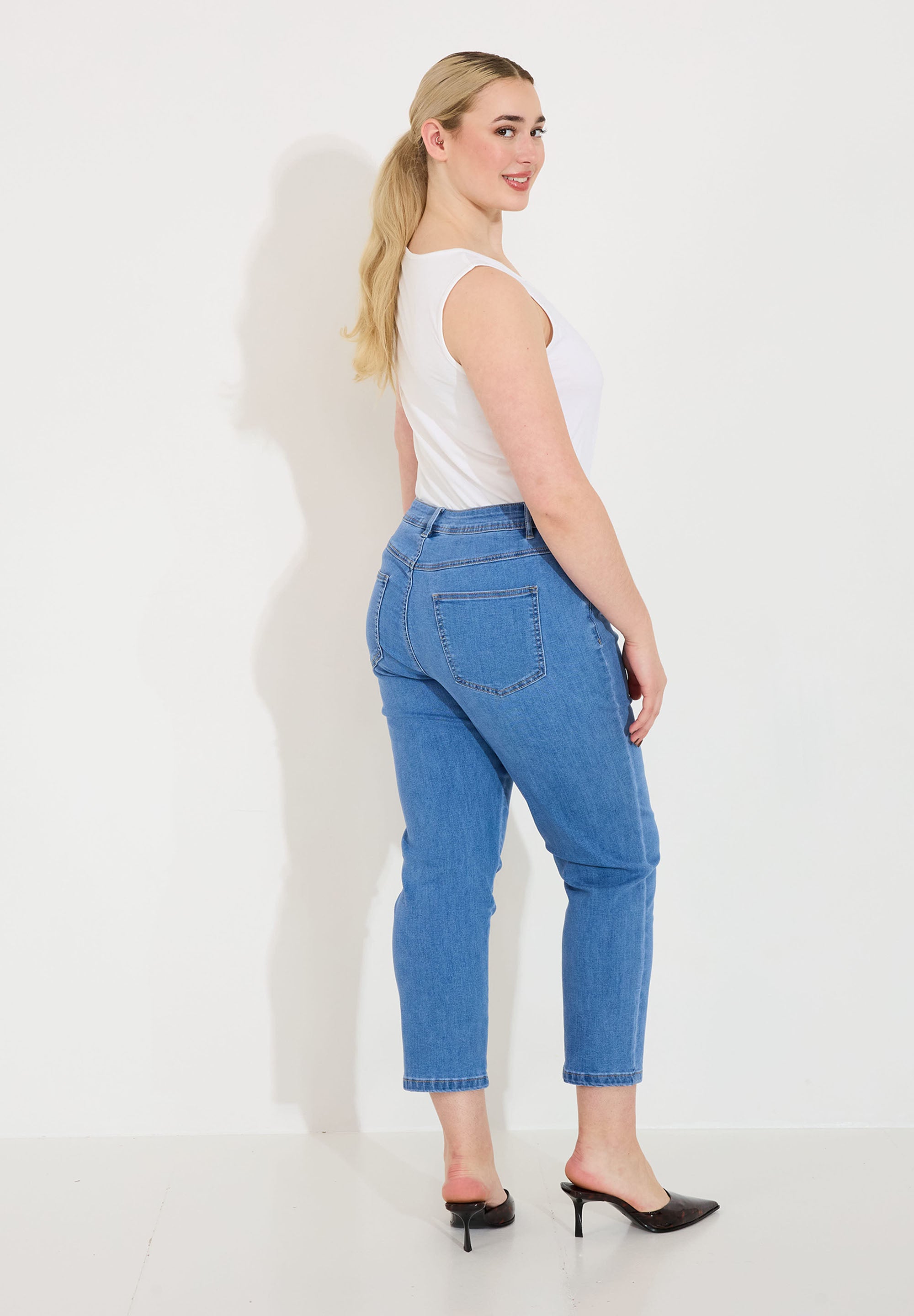 EE25205ltblue_4.jpg