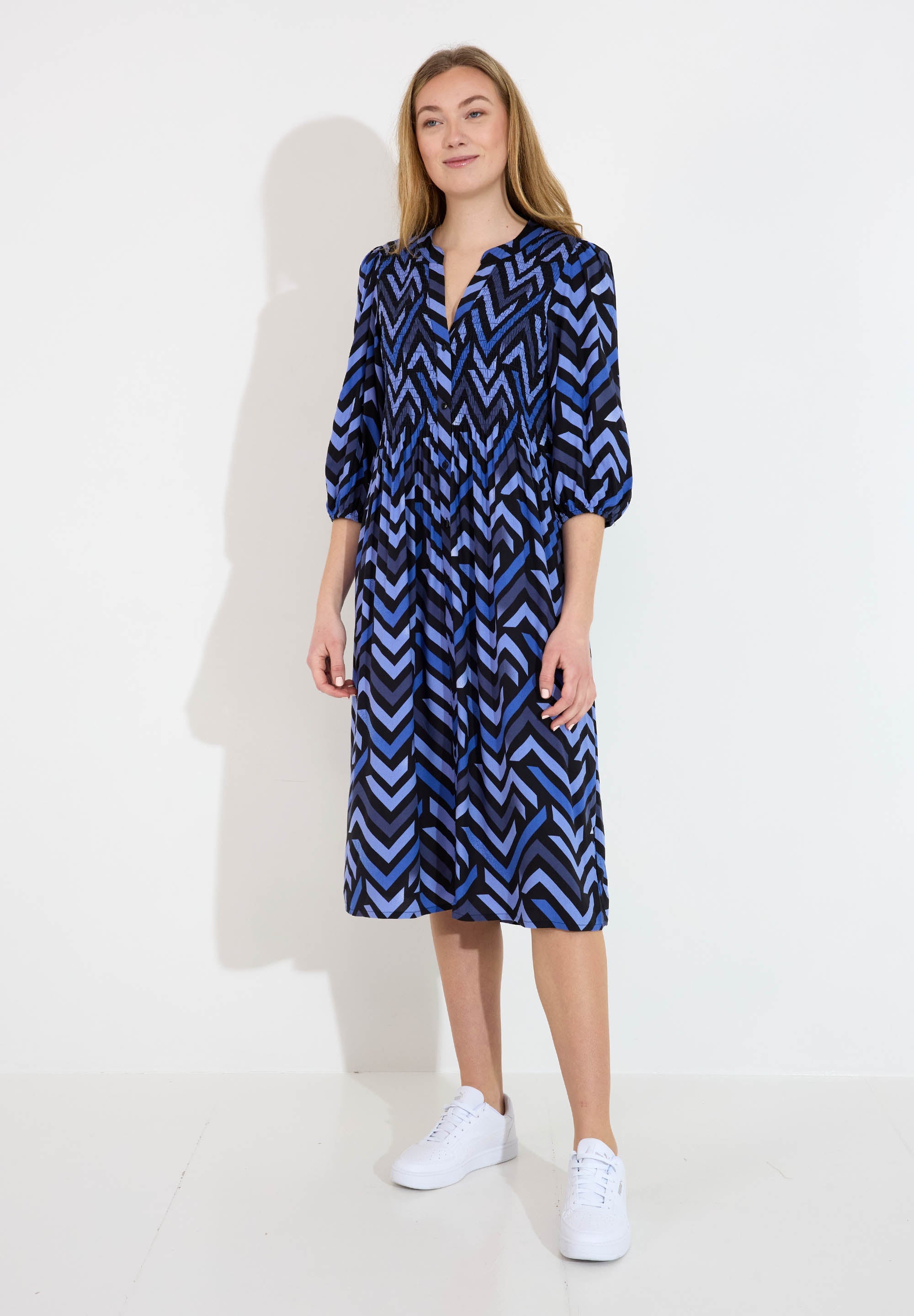 T24571-navyblue-43076_07b12704-5e51-4253-817e-ce94dab24e9f.jpg
