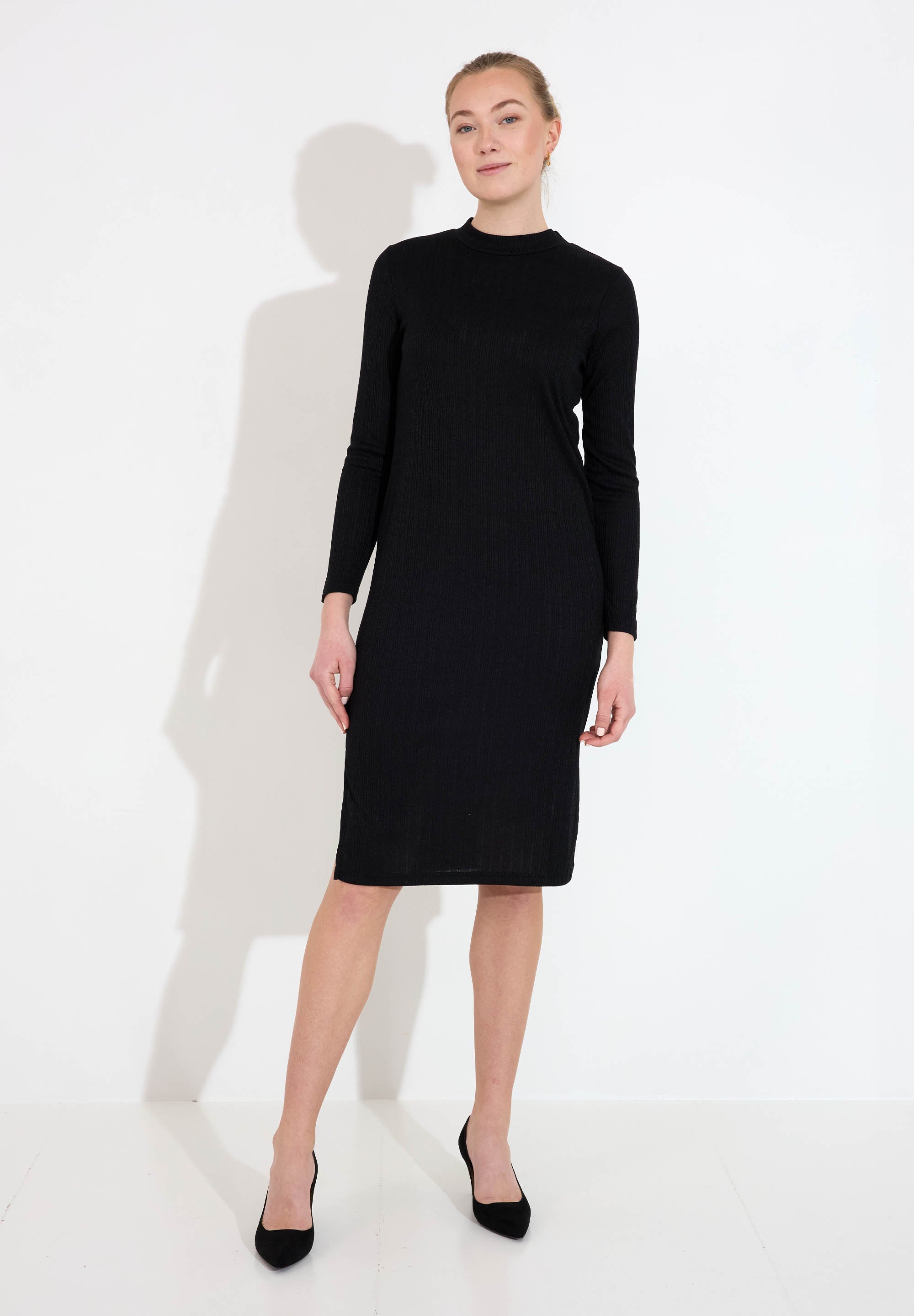 T24577-black-47305_55162be7-5de5-4a5b-a227-a1070d11b122.jpg