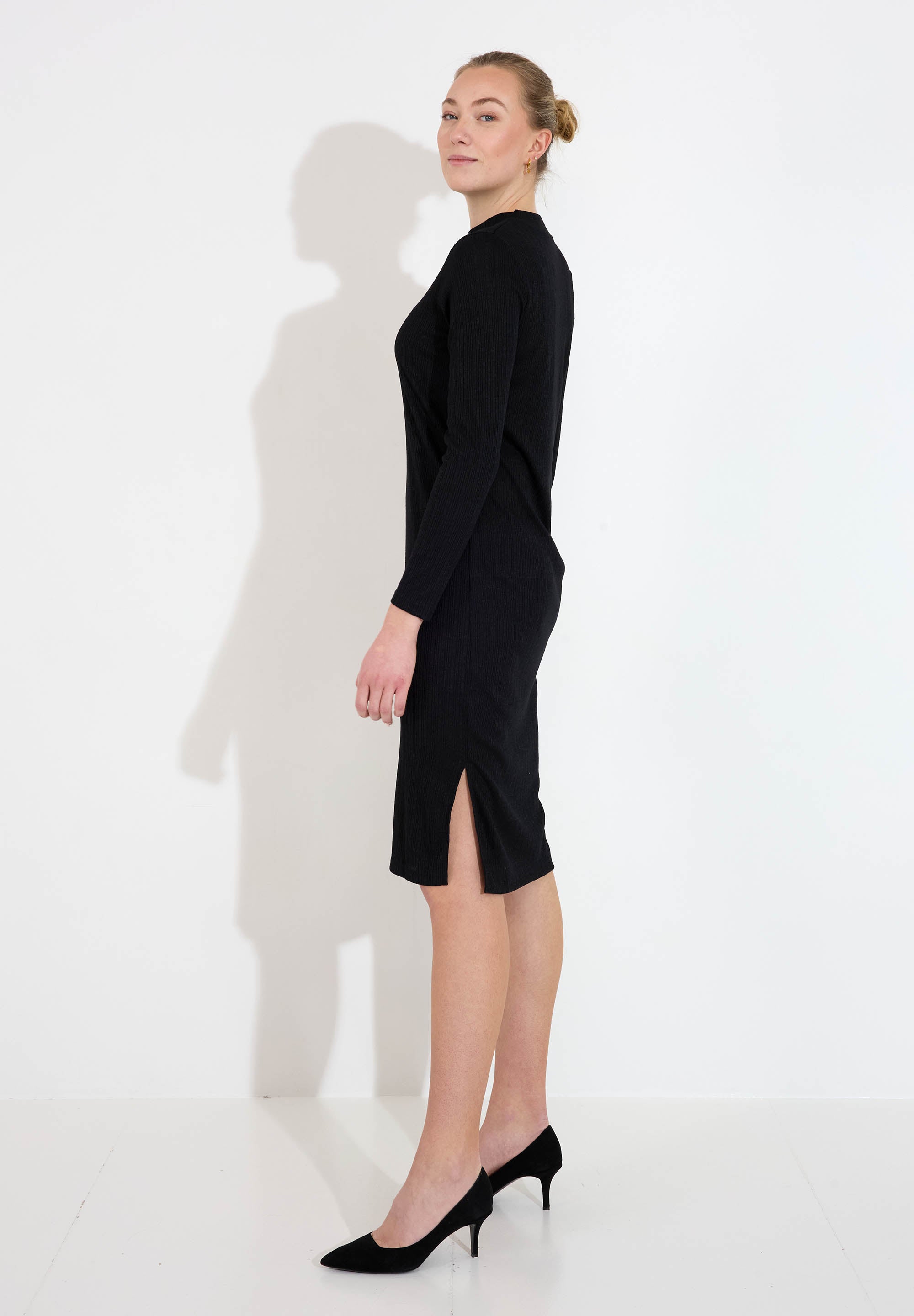 T24577-black-47309_4a8cc97c-0442-48cf-8a5f-4968e9c06f5e.jpg