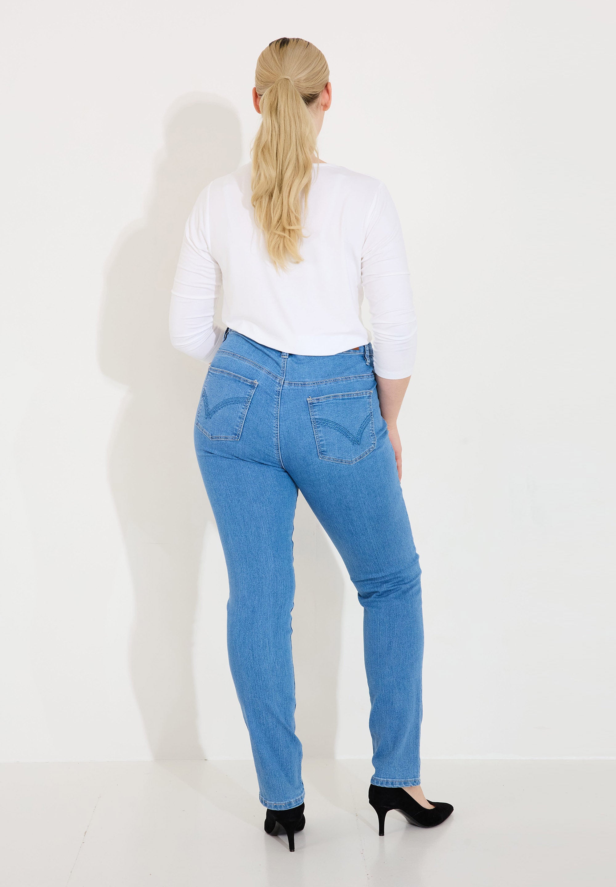 Ella Jeans - Light Blue | Mingel
