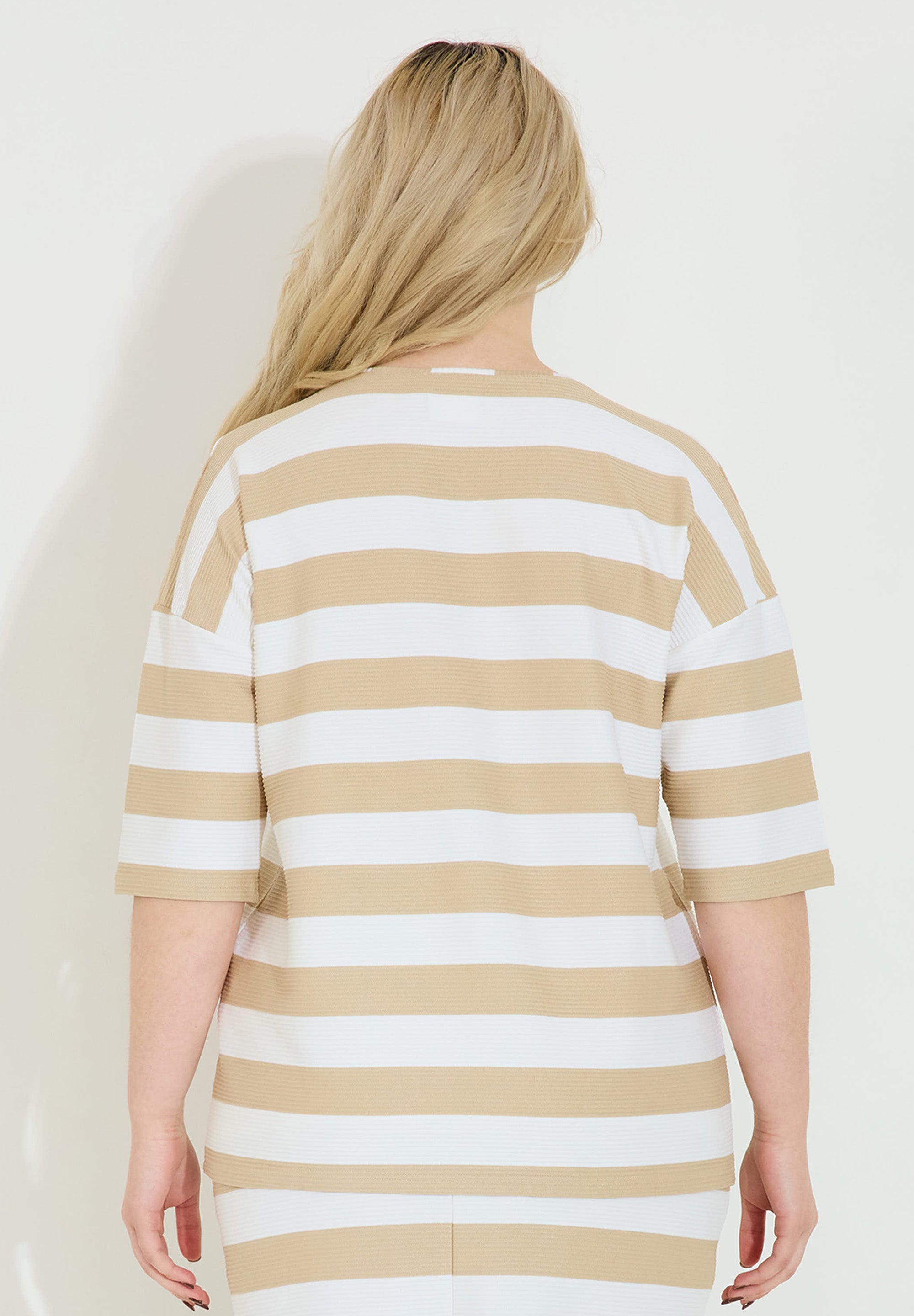 Topp randig i stretch – Beige/Vit