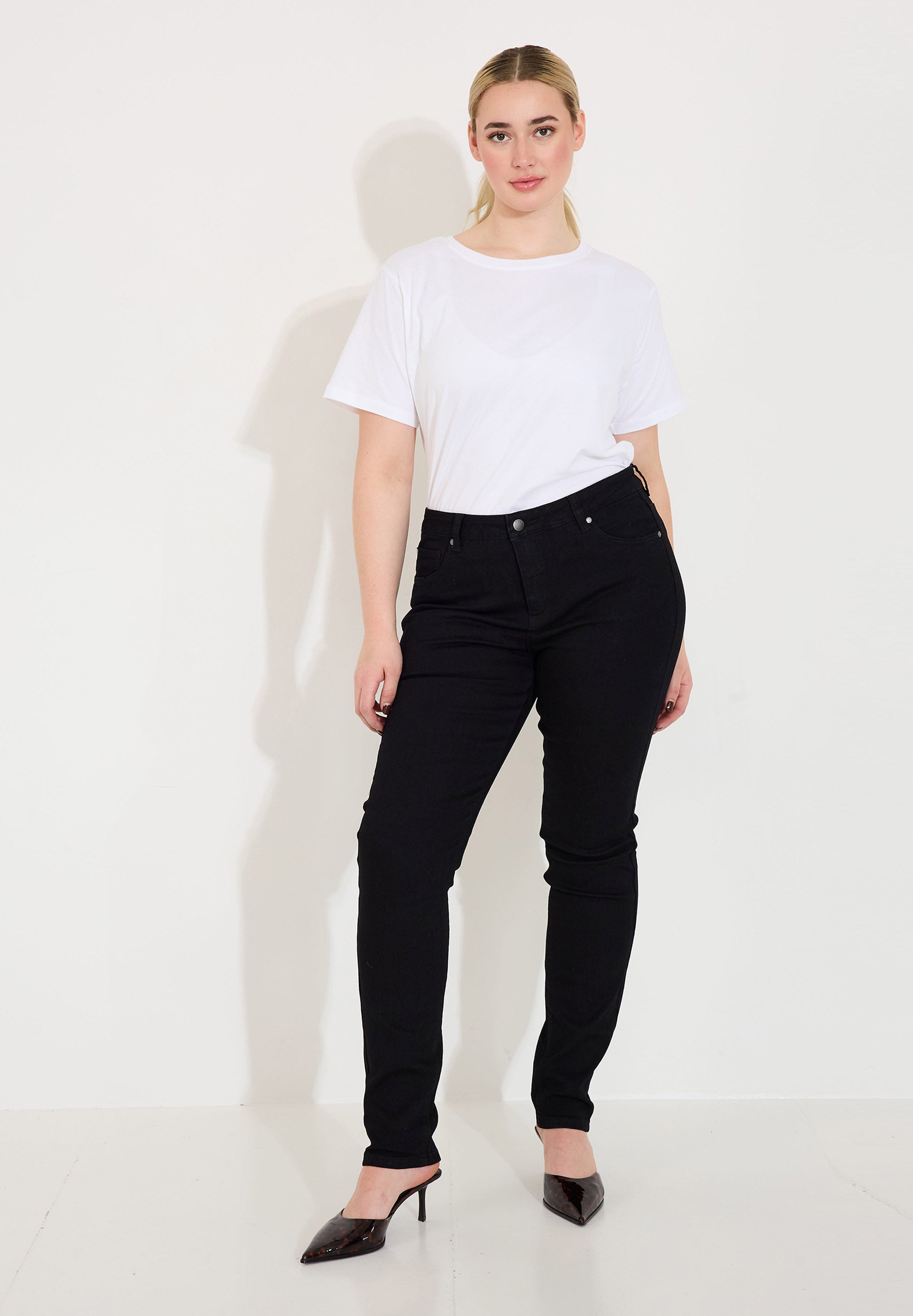 Zazza Jeans - Svart | Mingel